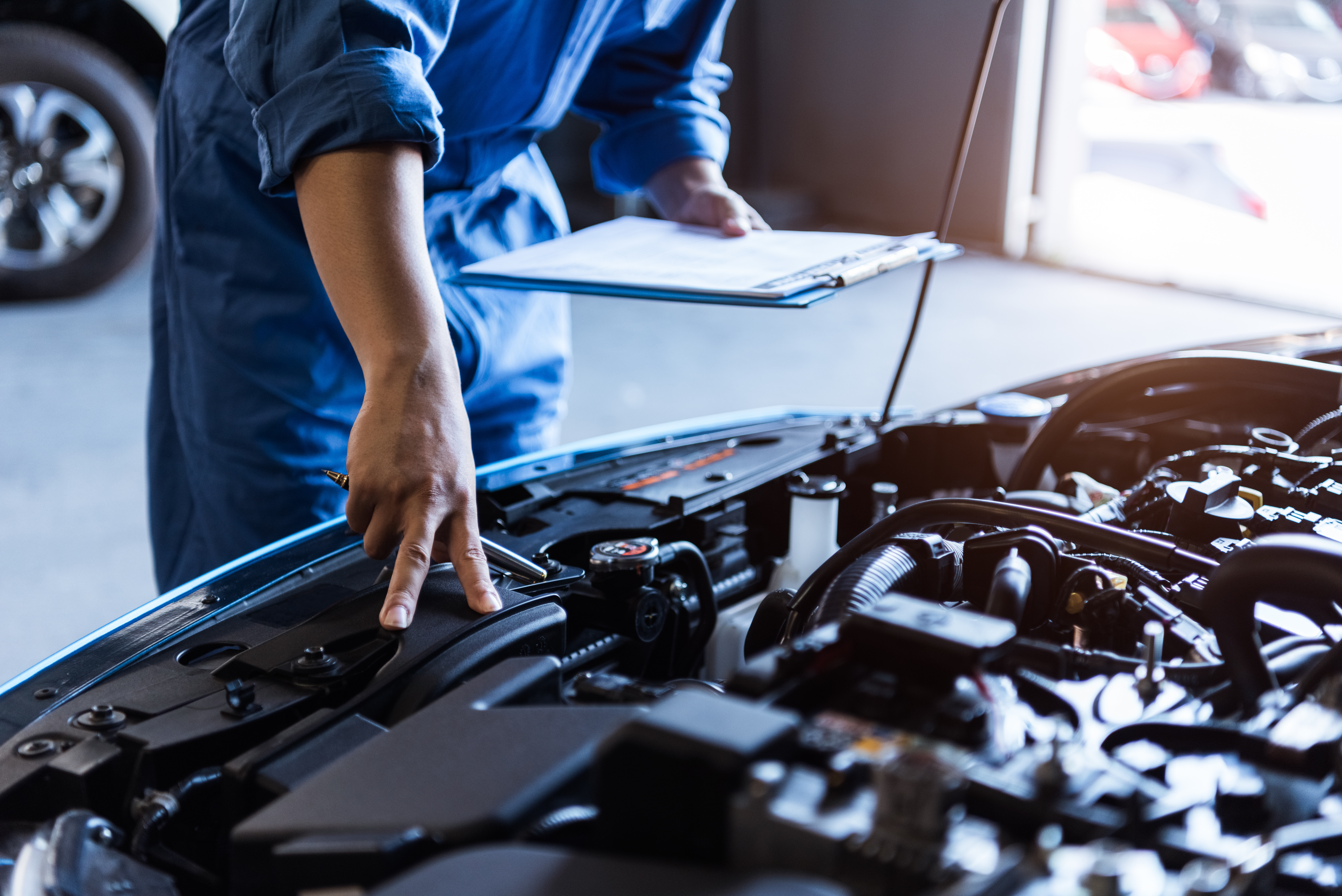 Is It Time for An Oil Change? 3 Ways to Tell